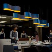 LZF New Wave hanglamp, blauw/geel