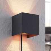 Wandlamp Arcchio Zuzana, hoekig, zwart, stekker, 9,7 cm