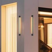 LED buiten wandlamp Tessa, donkergrijs, hoogte 90 cm, metaal