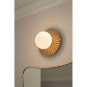 Nuura wandlamp Liila Muuse, Ø 20 cm, IP44, goud/opaal